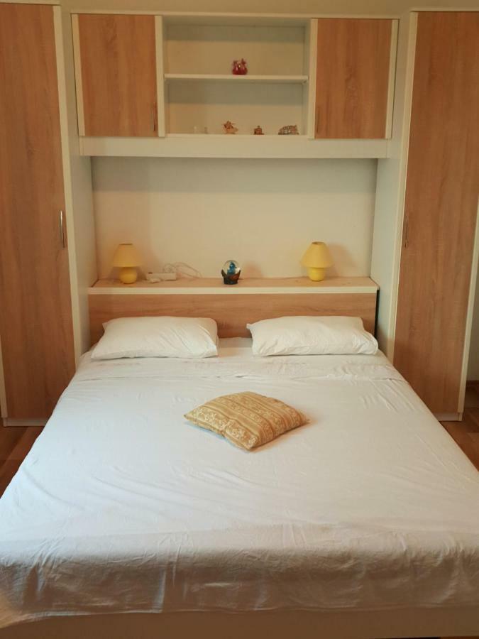 Kuca Za Odmor Mile Holiday home Drnis